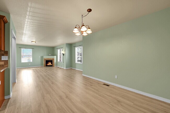 Building Photo - $1,795.00, 2-bed, 2 bath, located in Colorado Springs.