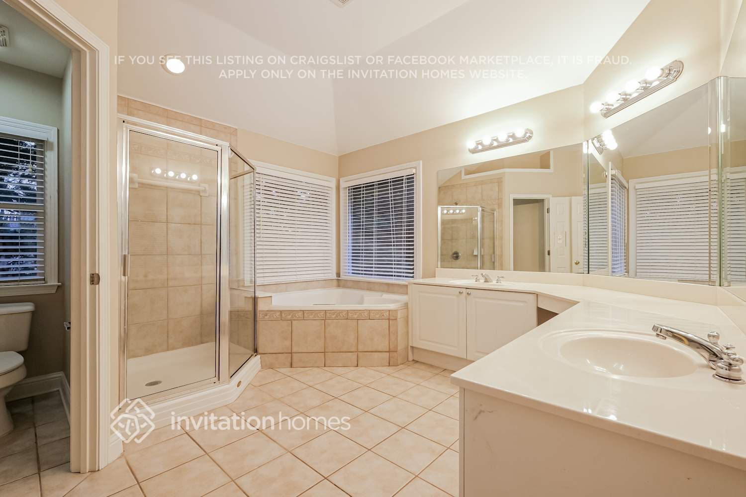 Building Photo - 1451 Heatherglade Ln