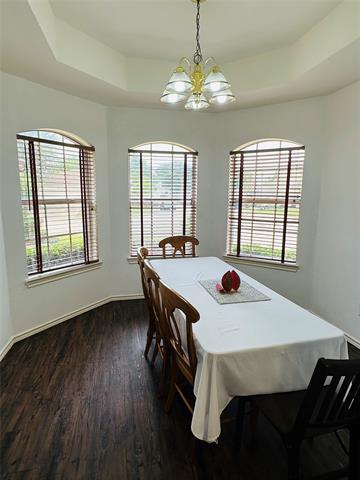 Building Photo - 3204 Plumstead Dr