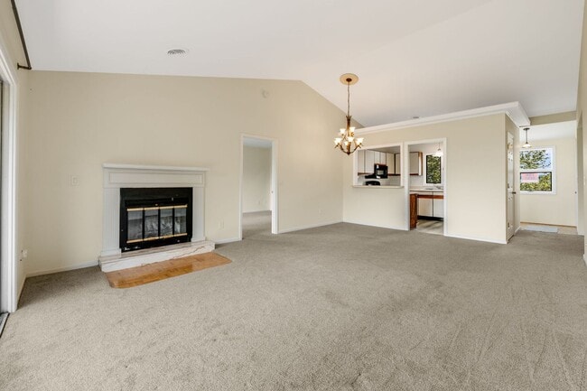 Building Photo - 2-Bedroom, 2-Bathroom Condo with Stunning Downtown Views