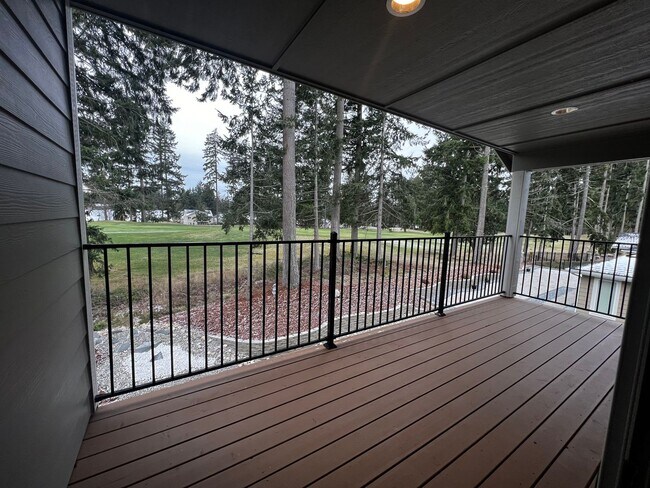 Building Photo - 4237 Caddyshack Dr NE