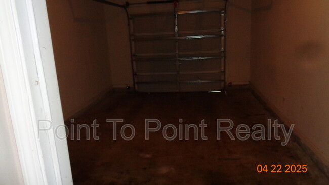 Building Photo - 4822 Playpen Dr