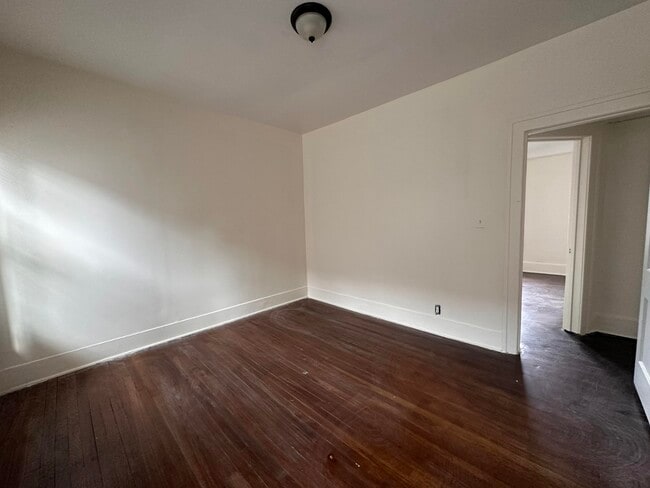 Building Photo - 2293 W Philadelphia St