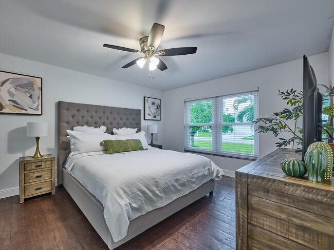 Building Photo - 1267 Summerwood Cir