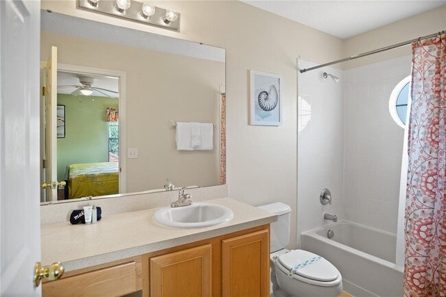 Building Photo - 134 Sevilla Ave