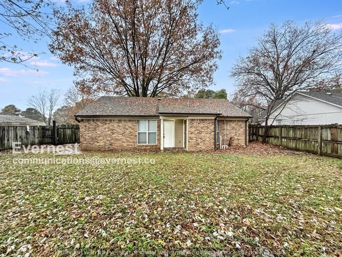 Building Photo - 6220 Forestgate Rd