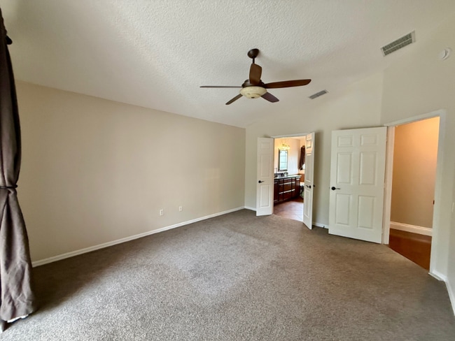 Building Photo - 5984 Jessica Dr