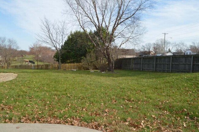 Building Photo - 808 Shakertown Way