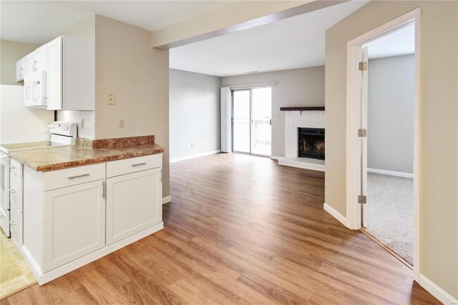 Building Photo - 17048 Sandalwood Creek Dr