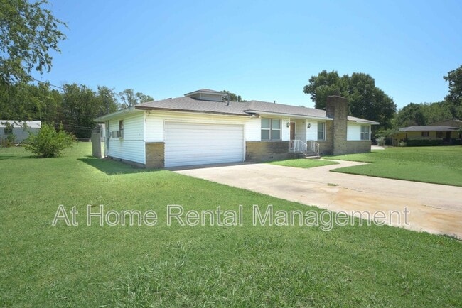 Building Photo - 477 S Norwood Ave