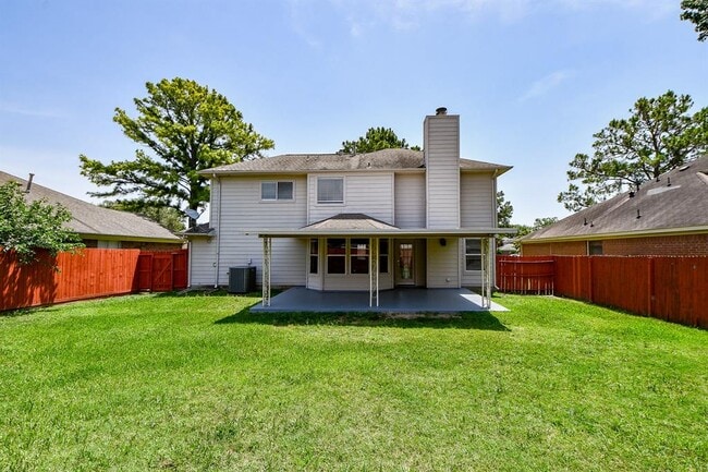 Building Photo - 11707 Turtle Lake Dr