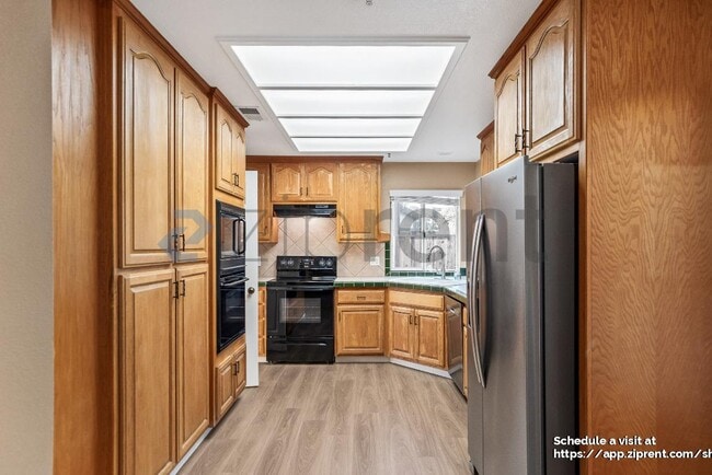 Building Photo - 3082 Rodeo Ln