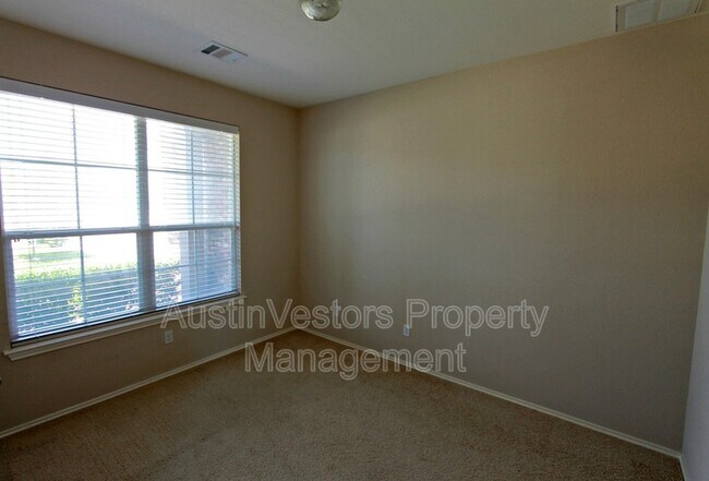 Building Photo - 11125 Old Quarry Rd