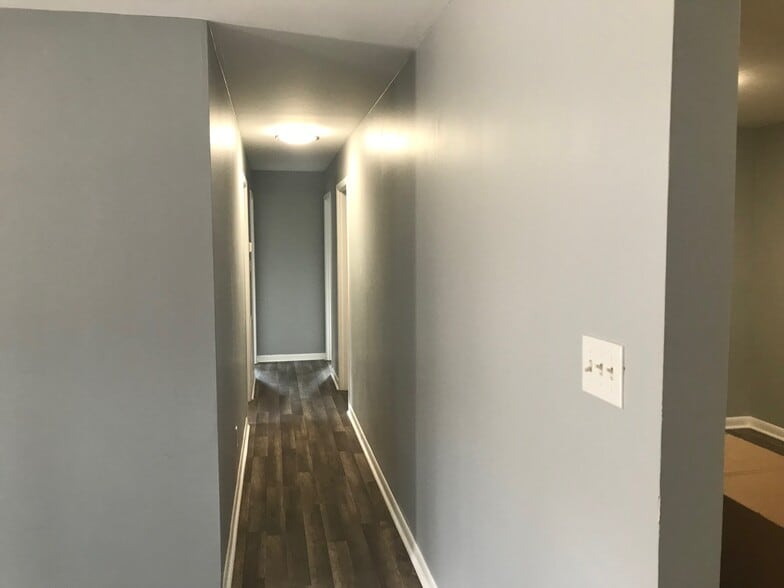 Building Photo - 2017 Garland Trail Ln