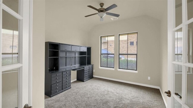 Building Photo - 6921 Barstow Ct