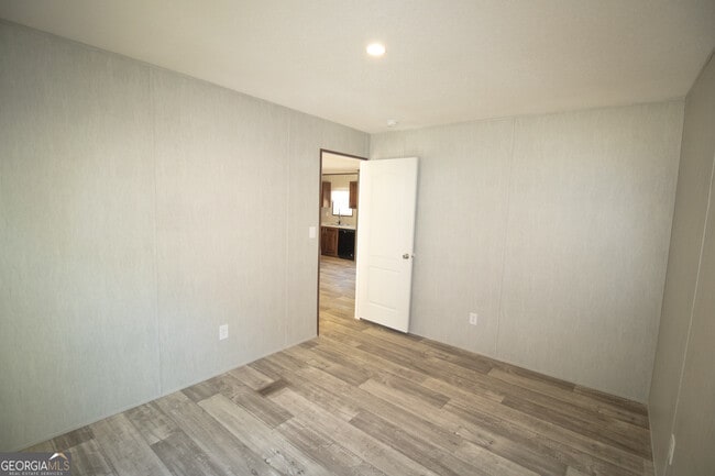 Building Photo - 1778 Zettwell Rd