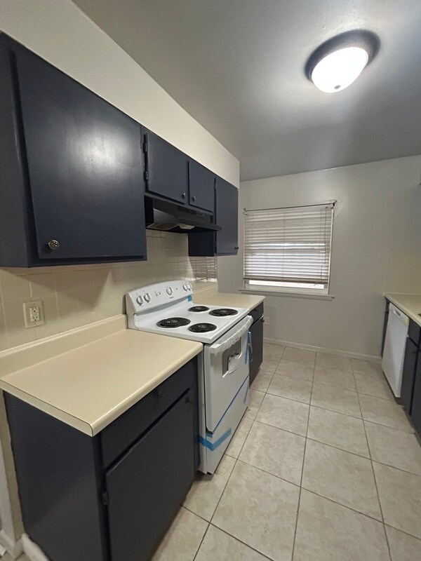 Building Photo - 9109 Troon Ln