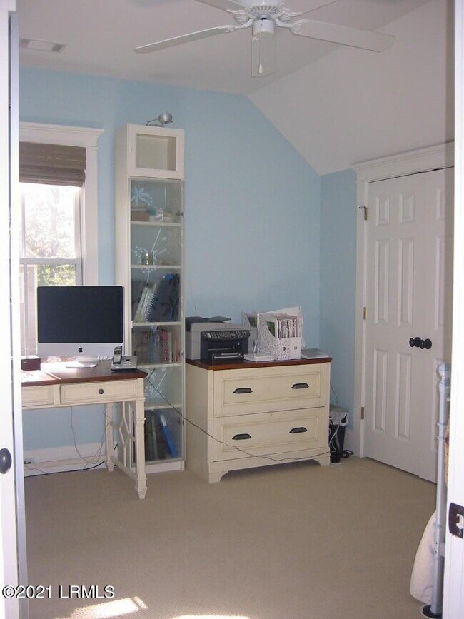 Building Photo - 31 Porcher Pinkney