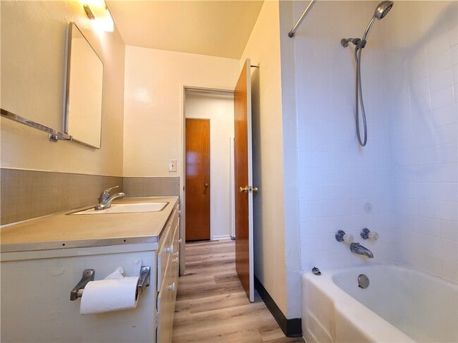 Building Photo - 24609 Richman Dr