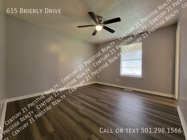Building Photo - 615 Brierly Dr