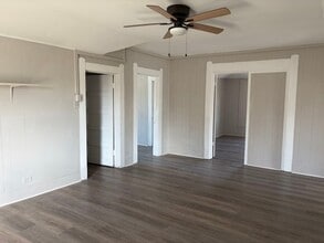 Building Photo - 931 9th Ave