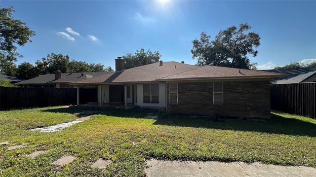 Building Photo - 1915 Longmeadow Dr