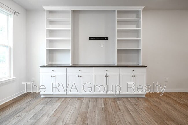 Building Photo - 6255 Jackline Run