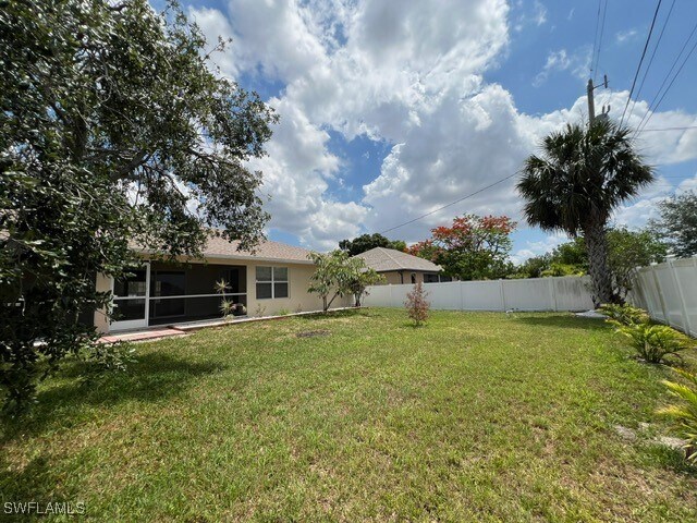 Building Photo - 1310 SW 10th St