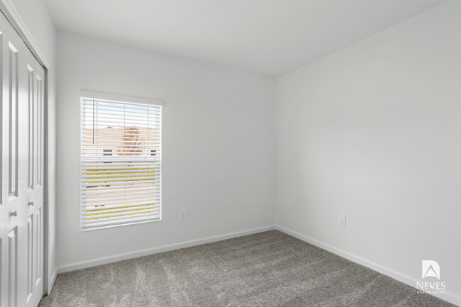 Building Photo - 4980 Worchester Dr
