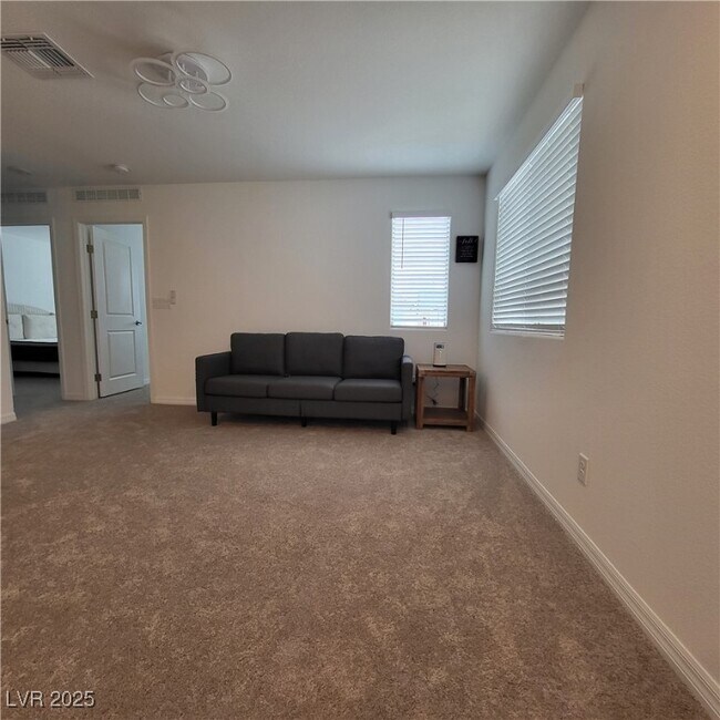Building Photo - 5724 Avondale Rise Wy