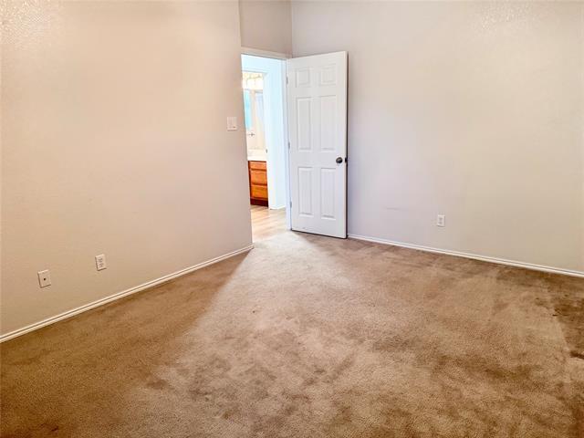 Building Photo - 716 Park Ridge Dr