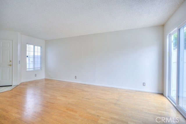 Building Photo - 13006 Parkview Dr