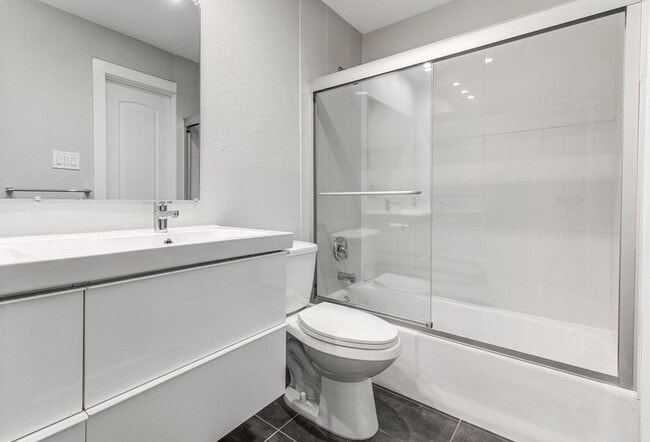 Building Photo - 6607 Capriola Dr