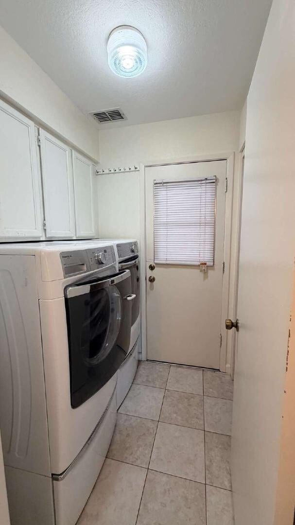 Building Photo - 3827 E Larkspur Dr