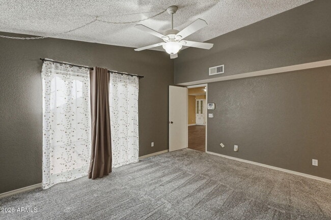 Building Photo - 4323 N 29th Pl