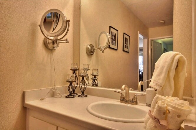 Sink - 309 Tradewinds Drive