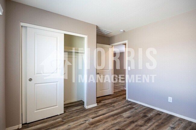Building Photo - Very Nice Home in a Great Location