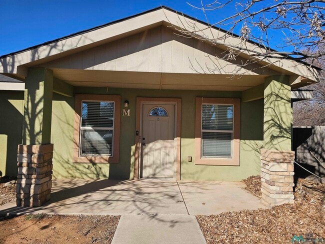 Building Photo - 141 Townsgate Plaza