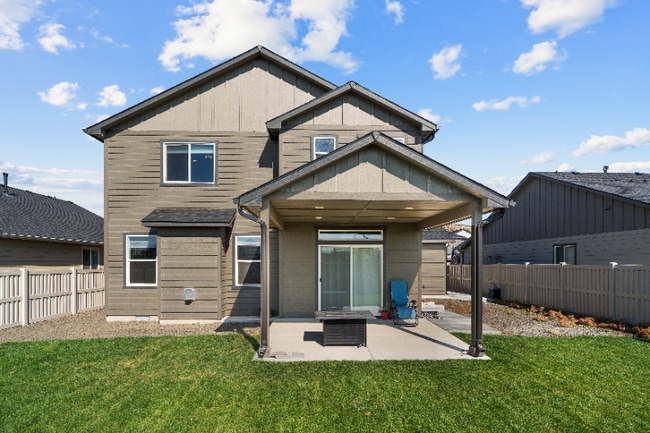 Building Photo - 10565 W Daylily Ave