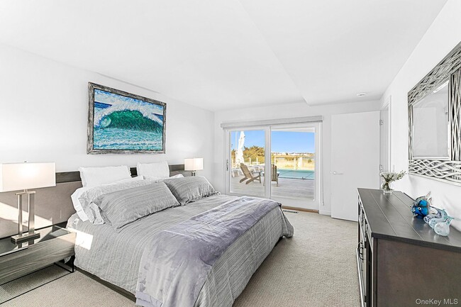 Building Photo - 3 Old Meadow Bend