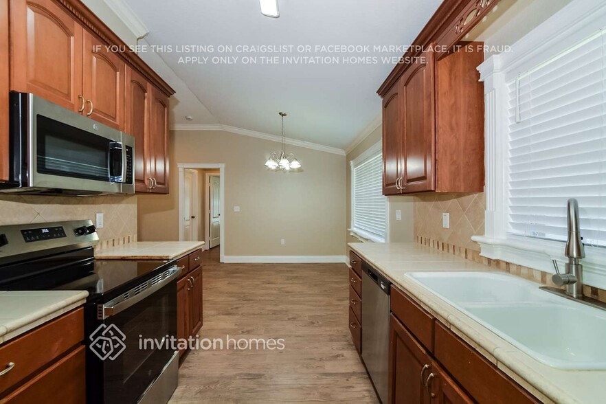 Building Photo - 170 Newbern Cir