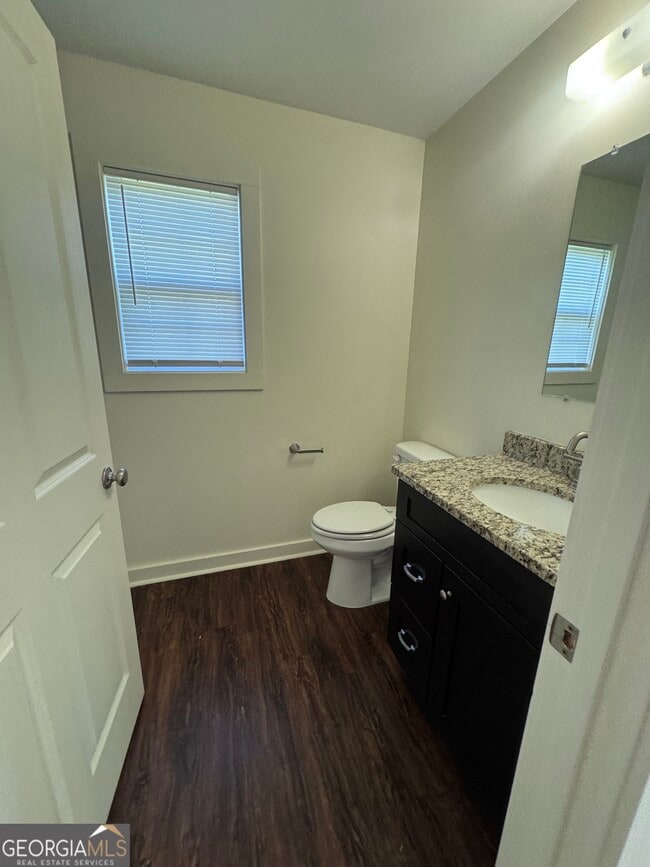 Building Photo - 135 Shuman Ln