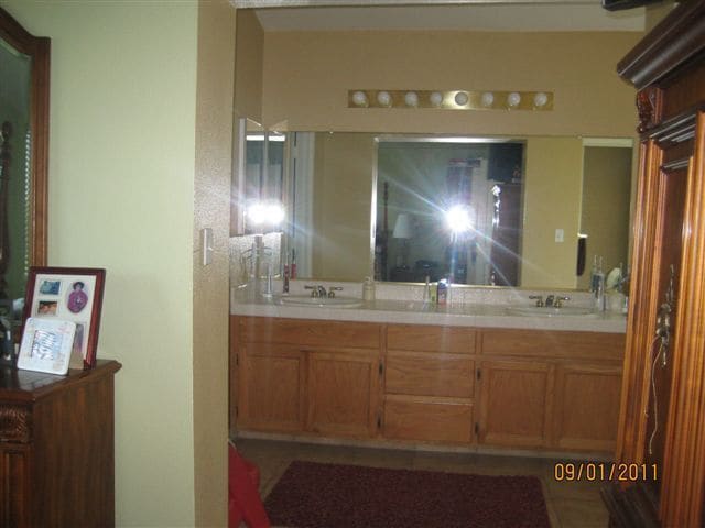 Building Photo - SAN MICHELE DRIVE - BEAUTIFUL LARGE HOME