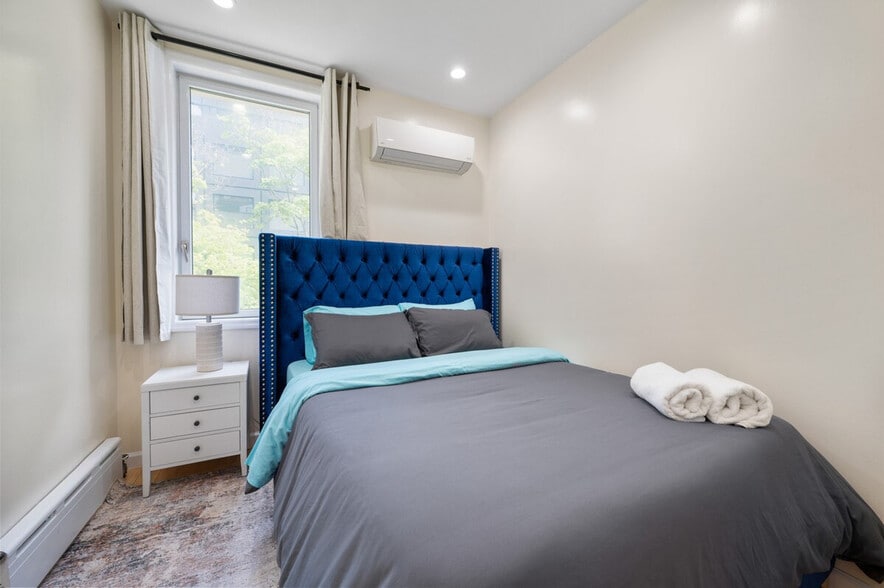 Building Photo - 318 E 62nd St