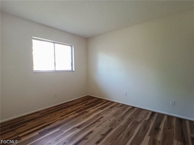 Building Photo - 1815 SE 11th Ave