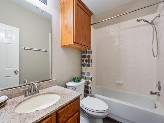 Building Photo - 21639 Falvel Lake Dr