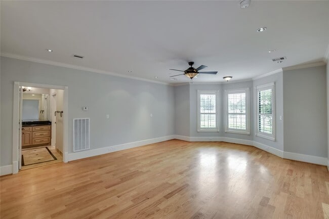 Building Photo - 4806 Pine Wood Meadows Ln