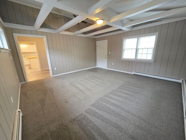 Building Photo - 1353 W Grand Ave