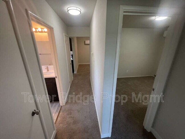 Building Photo - 8255 Oahu Dr