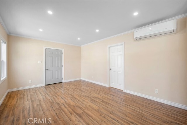 Building Photo - 528 Ivy St